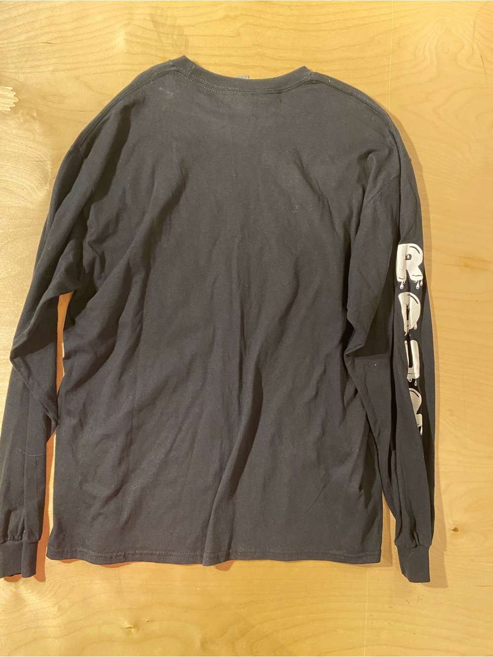 Custom Ink Black "Back to the 90's" Graphic Long Sleeve Tee XL (SC) - Picture 11 of 12